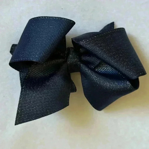 Hair Bows - Picture 2 of 9